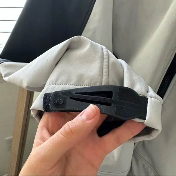 The North Face Summit Series Gore Tex Outview Jacket - Picture 8 of 15